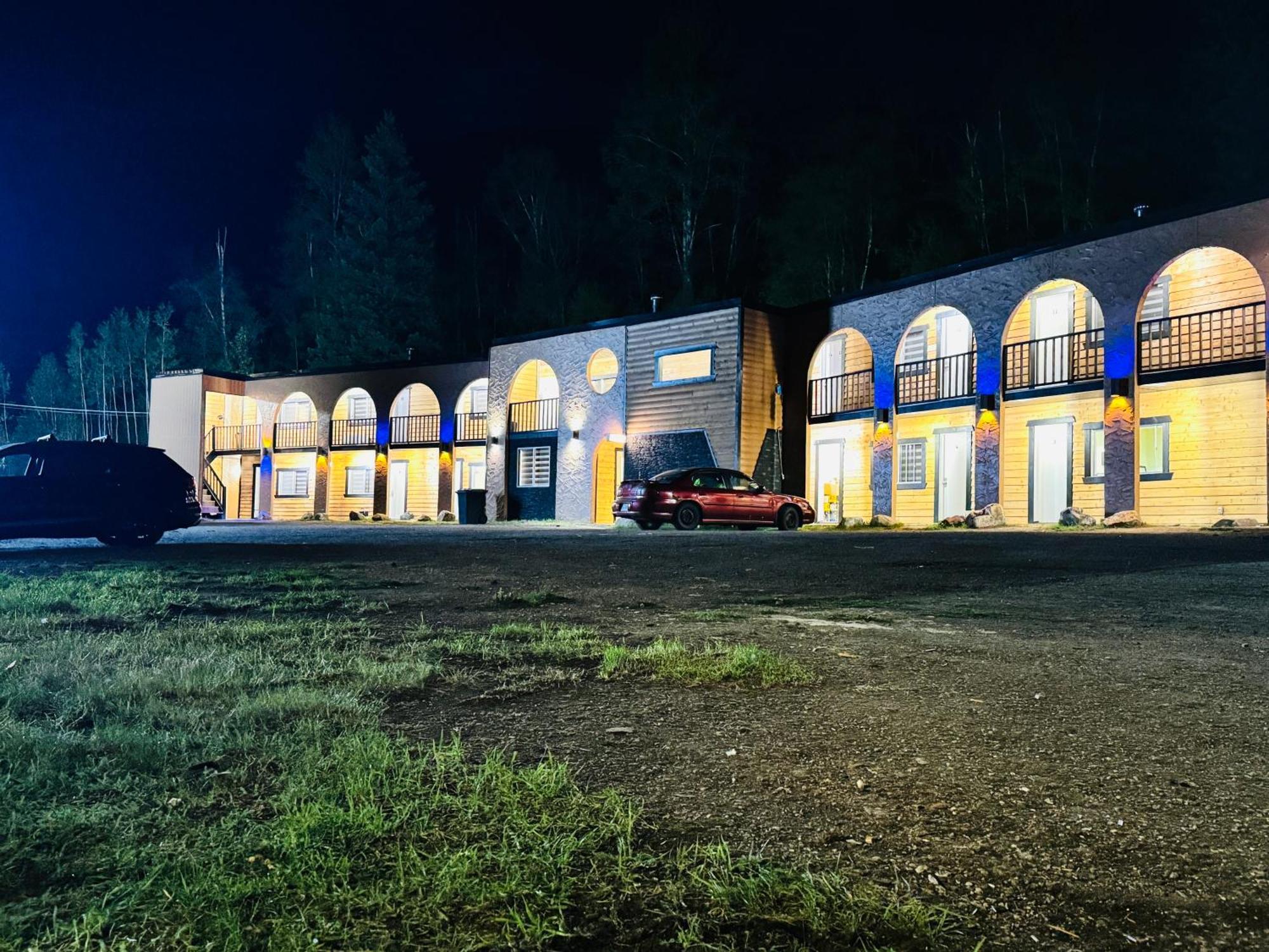 Avola Mountain Lodge Dış mekan fotoğraf