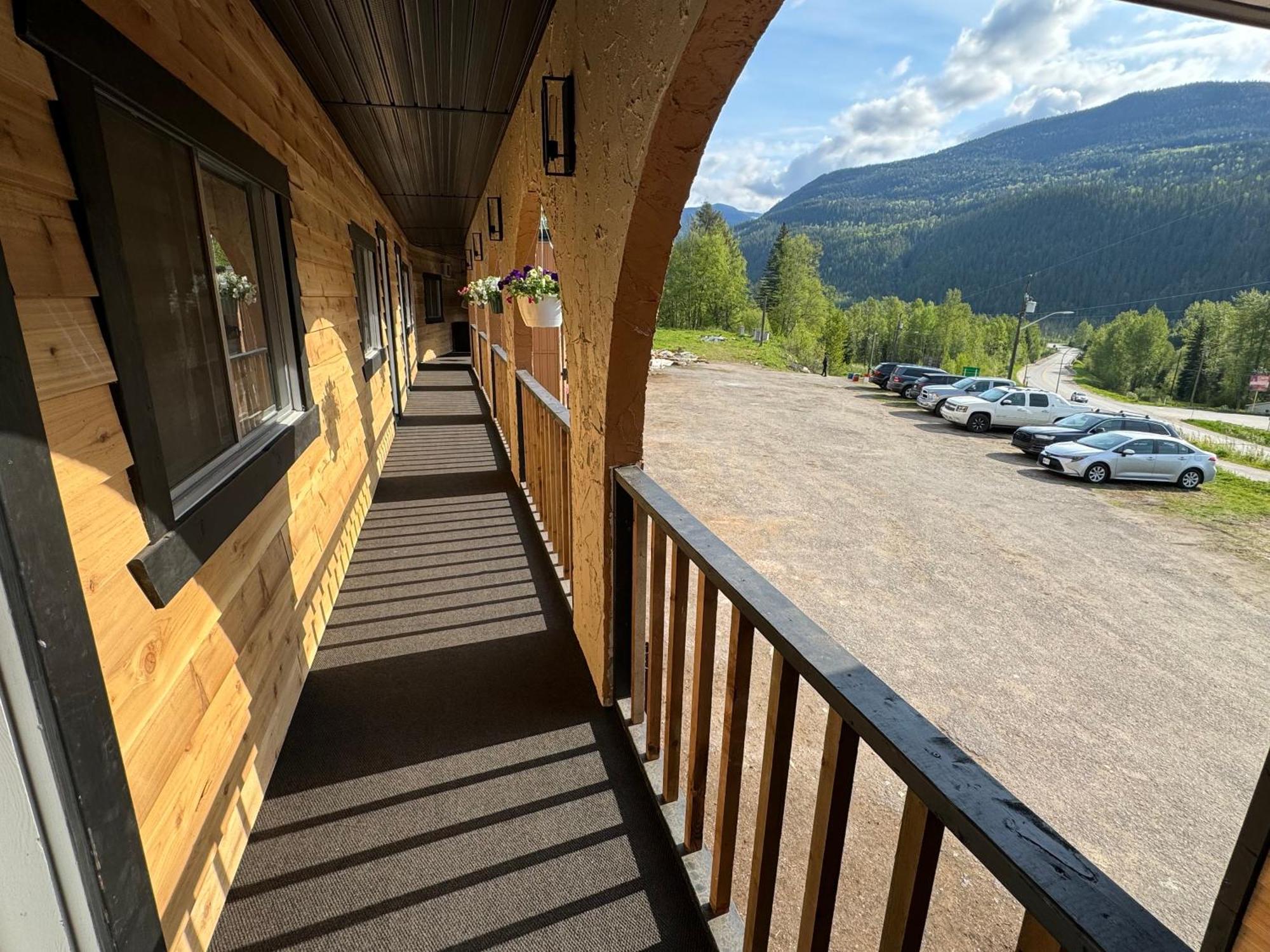 Avola Mountain Lodge Dış mekan fotoğraf